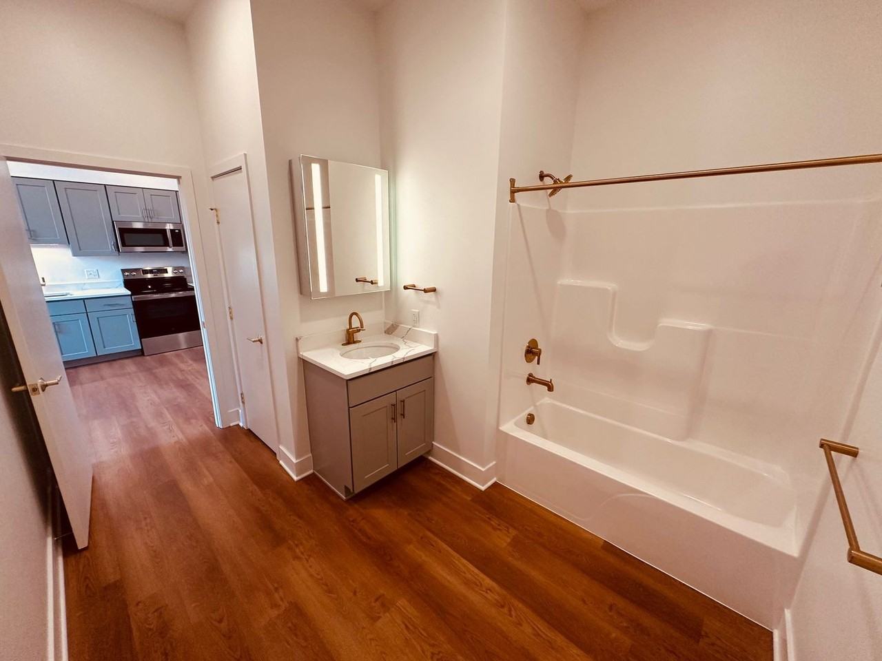 204 N George St #211 - Photo 6 of 11