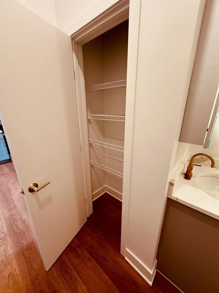 204 N George St #211 - Photo 7 of 11