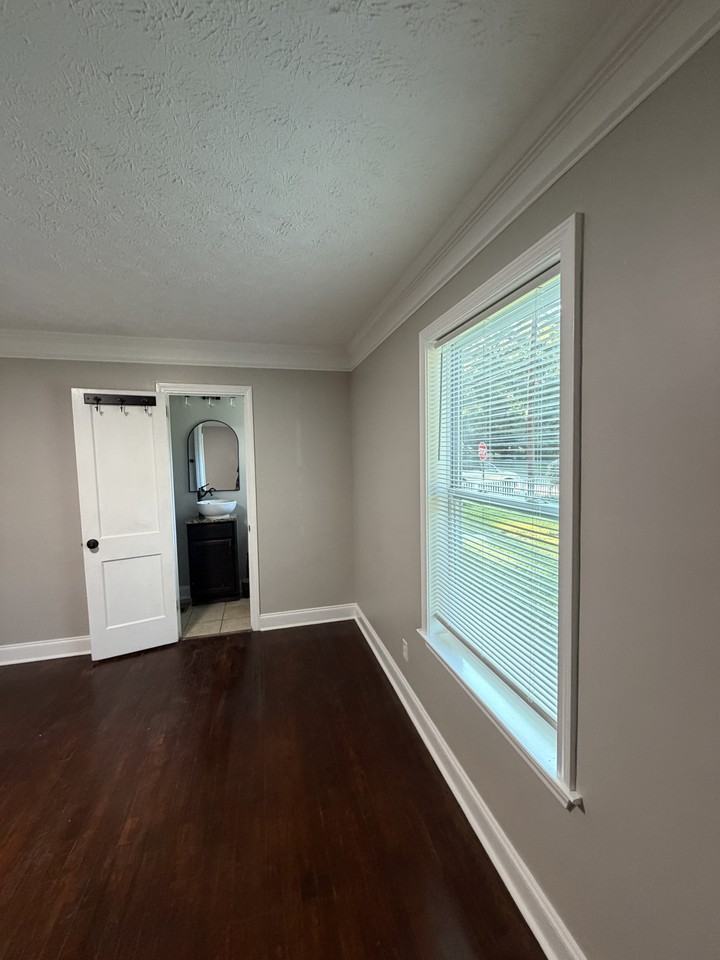 274 Maple St #NA - Photo 4 of 22