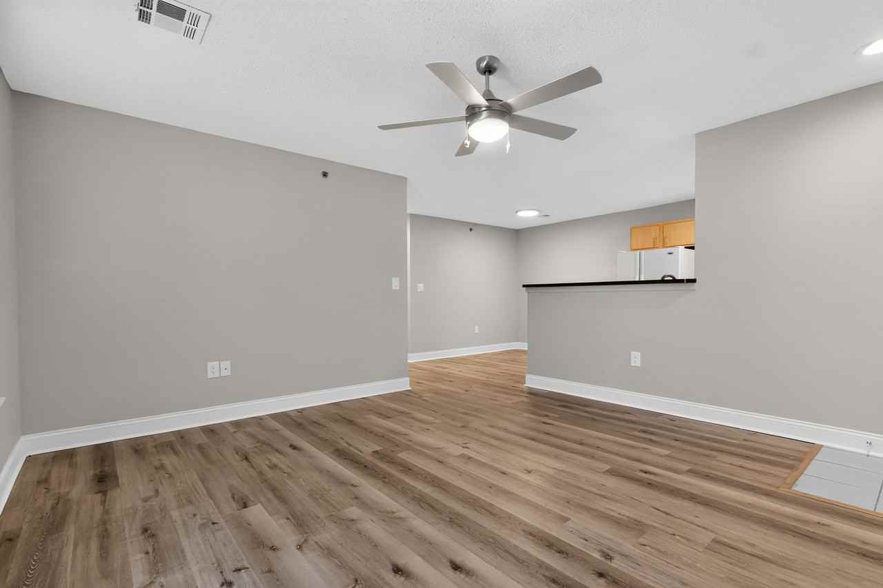 Fairway Flats - Photo 5 of 50