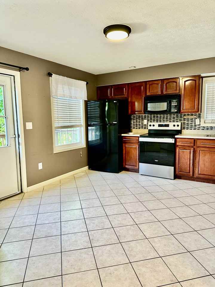 2559 S Addisyn Ln #2559 - Photo 3 of 13