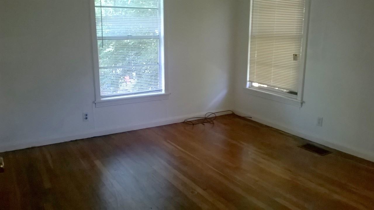 1814 Davis St #NA - Photo 4 of 10