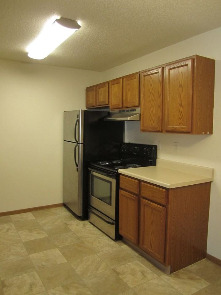 604 8th Ave South; 813, 901, 909 6th St. South - Photo 3 of 18