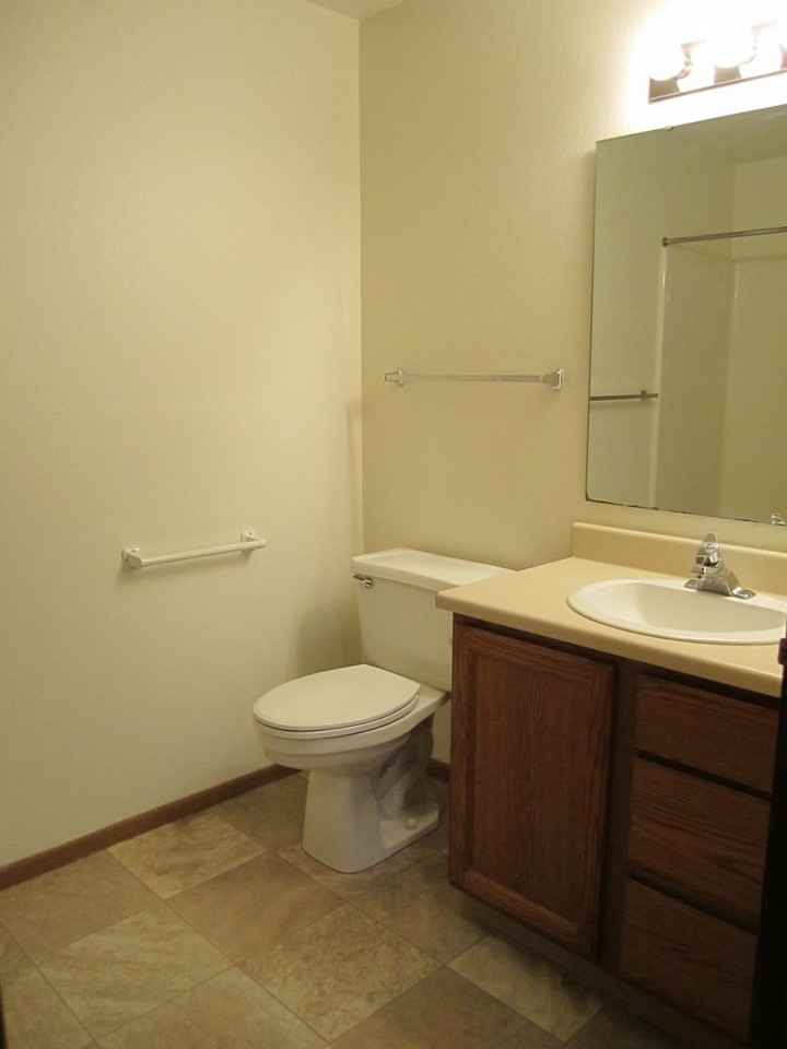 604 8th Ave South; 813, 901, 909 6th St. South - Photo 6 of 18