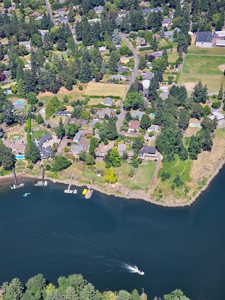1645 Se Oak Shore Ln #NA - Photo 2 of 44