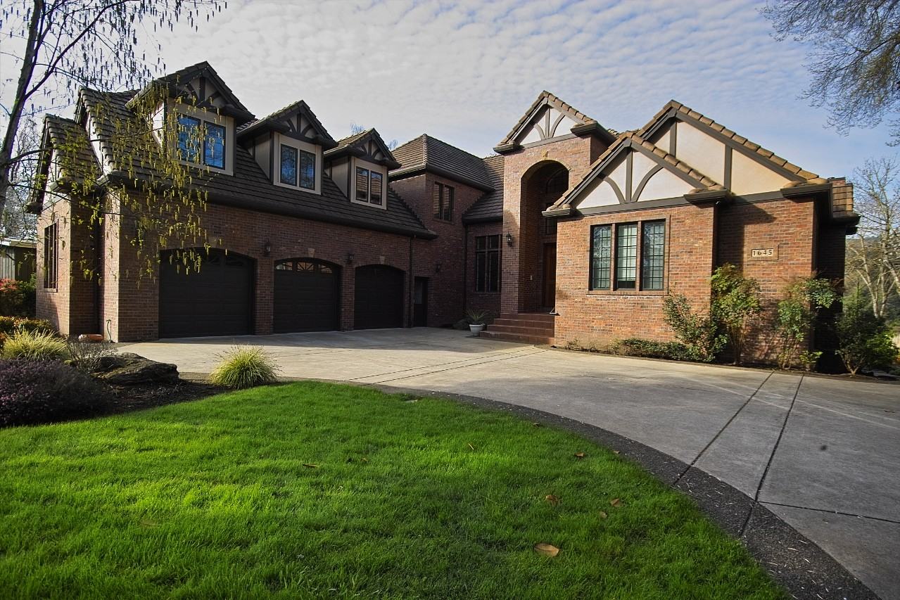 1645 Se Oak Shore Ln #NA - Photo 3 of 44