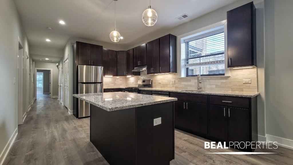 1136 Maple Ave #3 - Photo 4 of 19