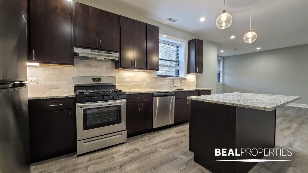 1136 Maple Ave #3 - Photo 5 of 19