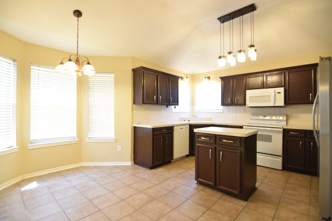 2206 Sandstone Dr #NA - Photo 4 of 21