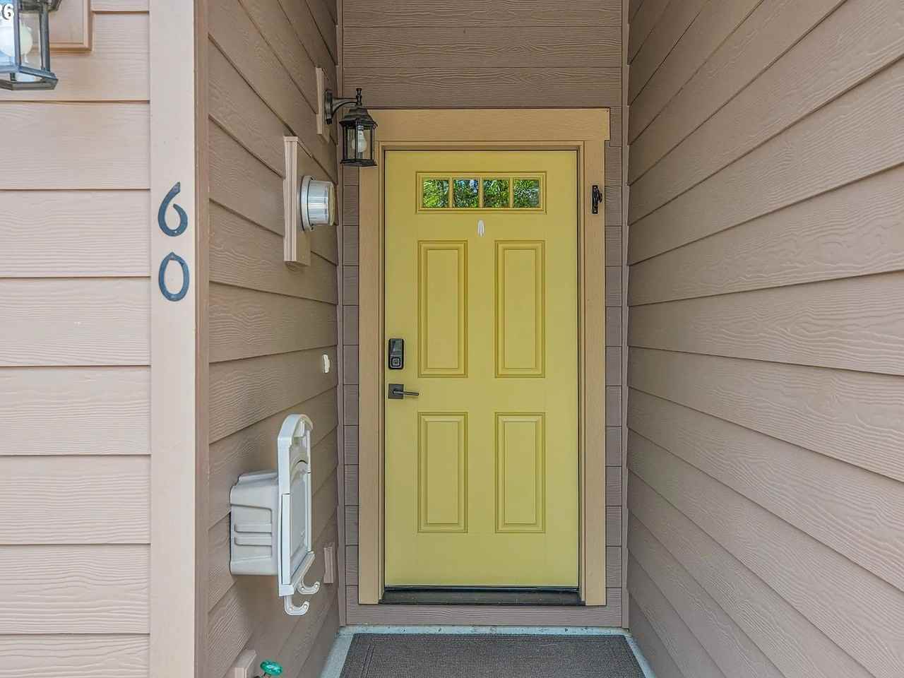 60 N 41st Pl #NA - Photo 2 of 26