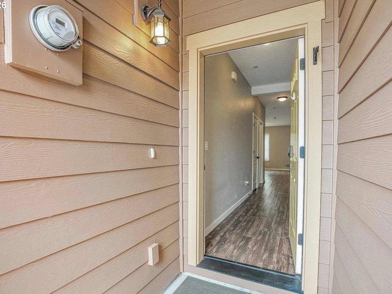60 N 41st Pl #NA - Photo 3 of 26