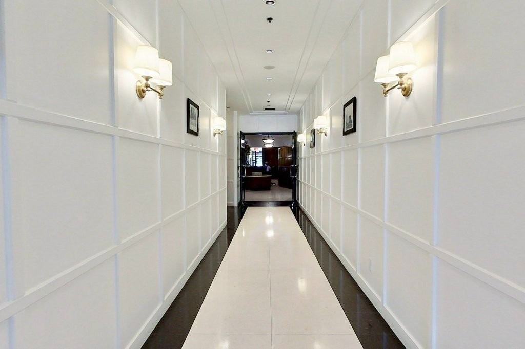 102 Bloor St W - Photo 2 of 14