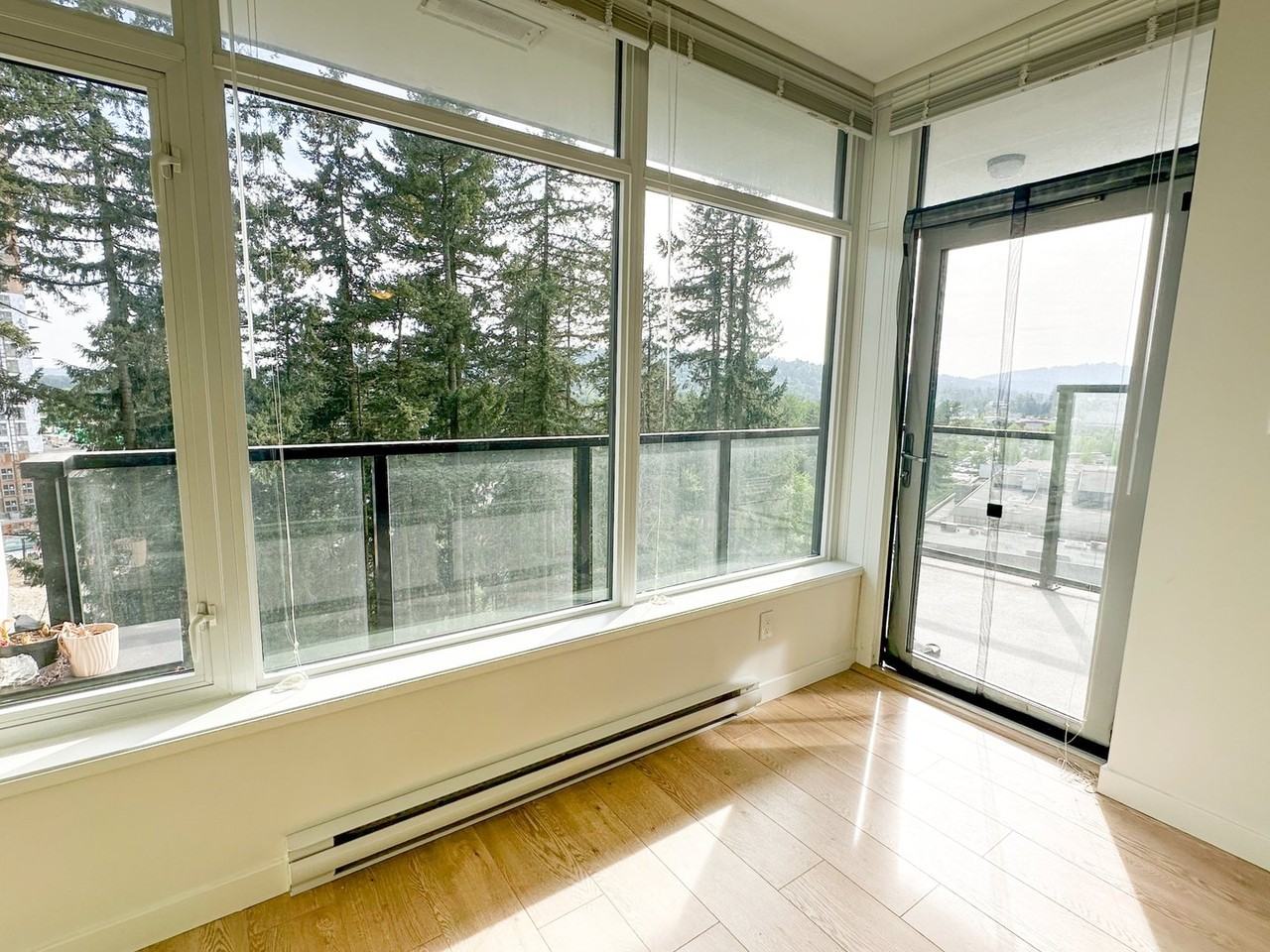 3080 Lincoln Ave - Photo 6 of 10