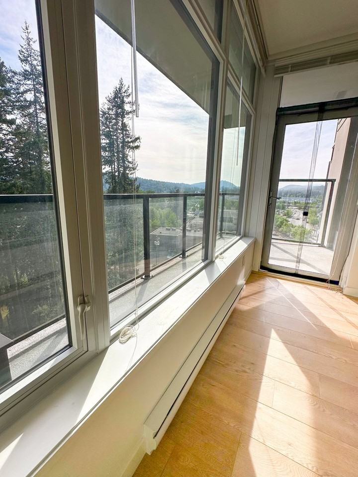 3080 Lincoln Ave - Photo 7 of 10