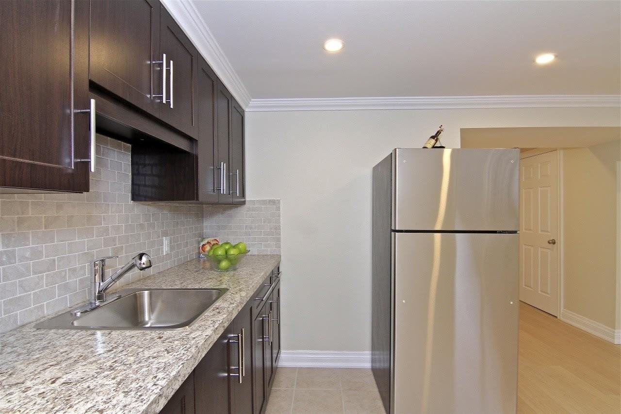 76 Tarragona Blvd - Photo 4 of 13