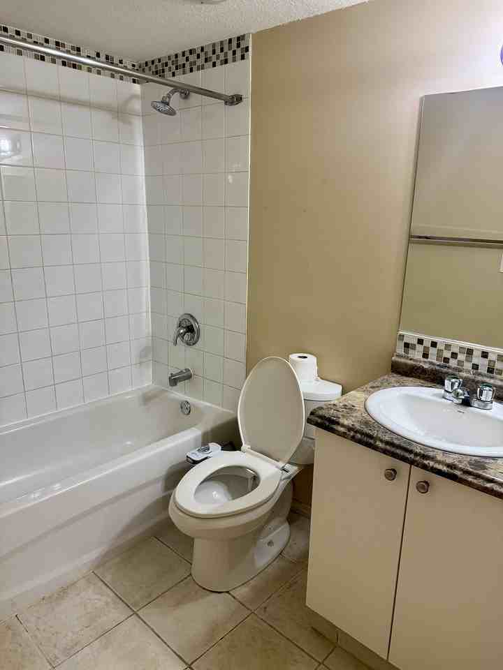 43 Del Ray Cres Ne - Photo 2 of 7