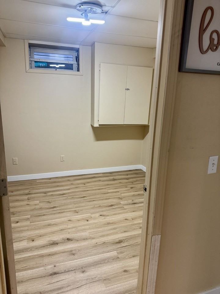 43 Del Ray Cres Ne - Photo 3 of 7
