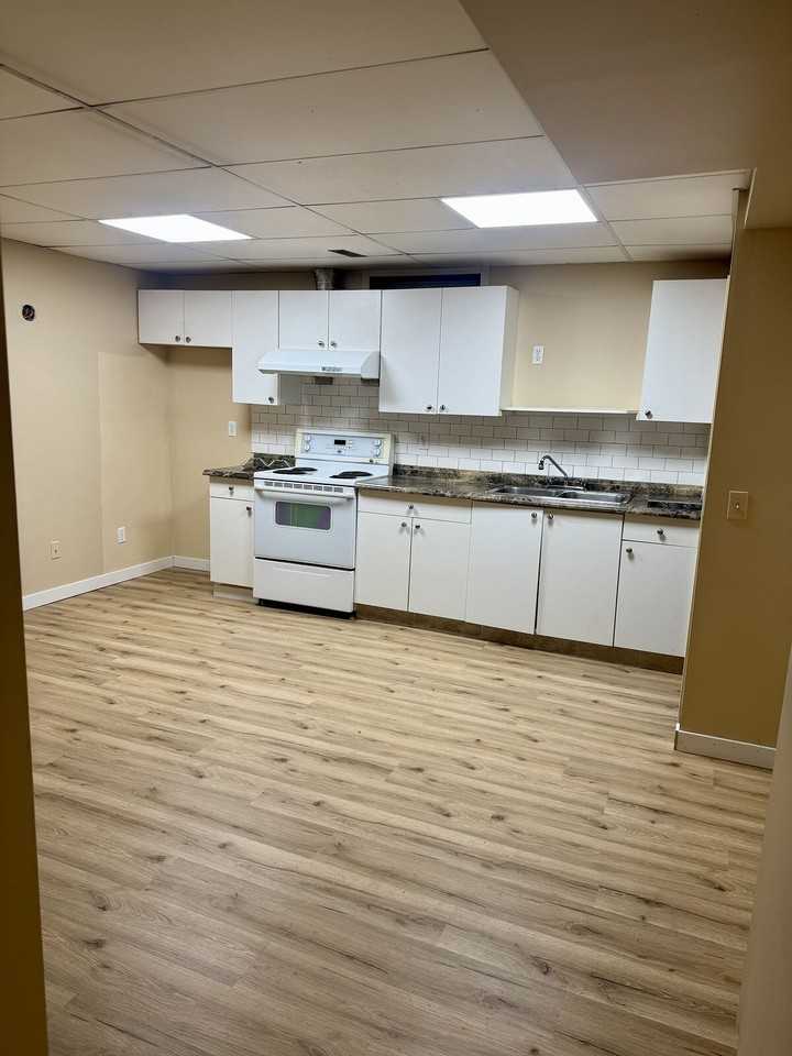 43 Del Ray Cres Ne - Photo 5 of 7