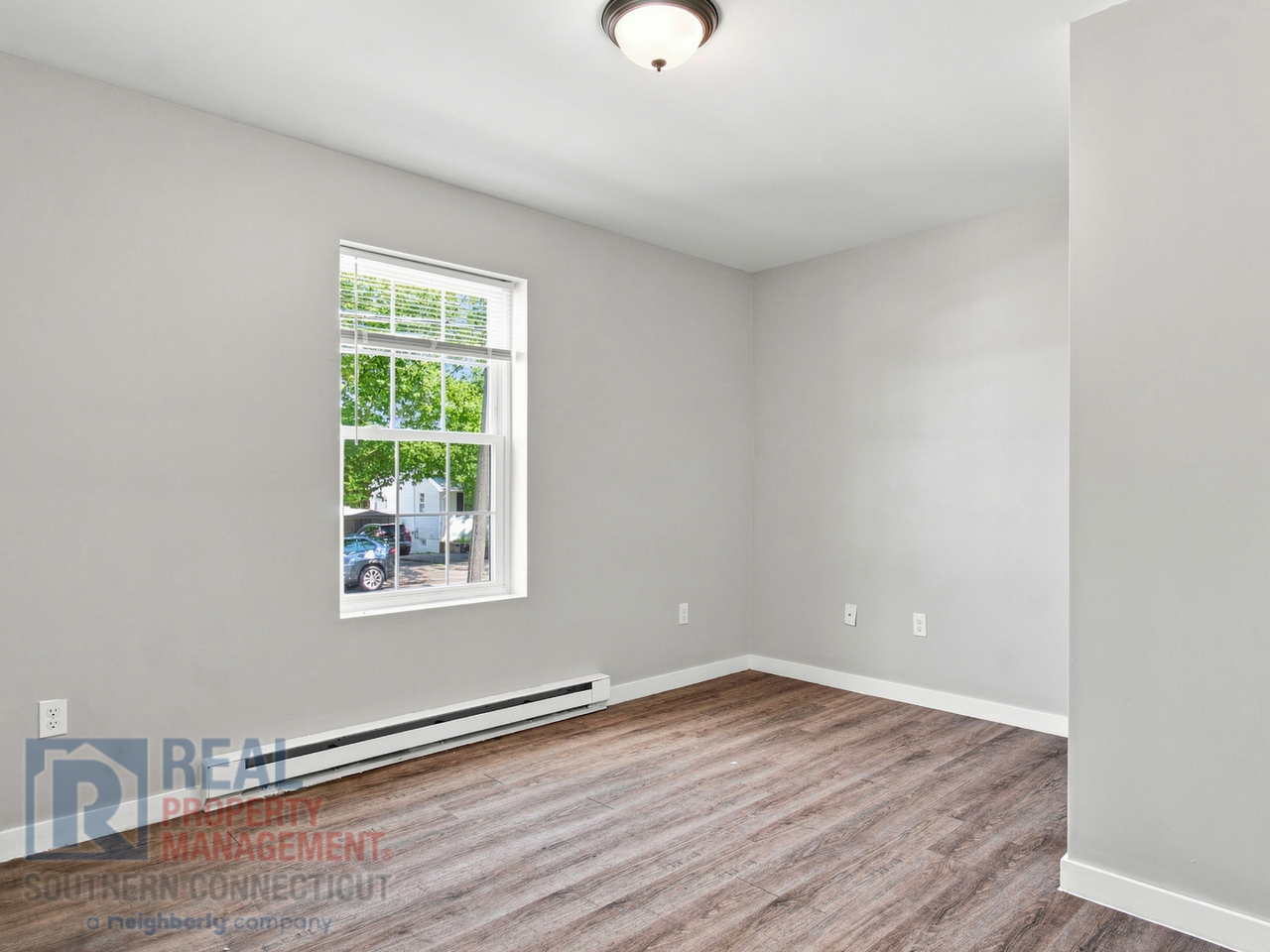 44 Huntington Rd - Photo 2 of 10