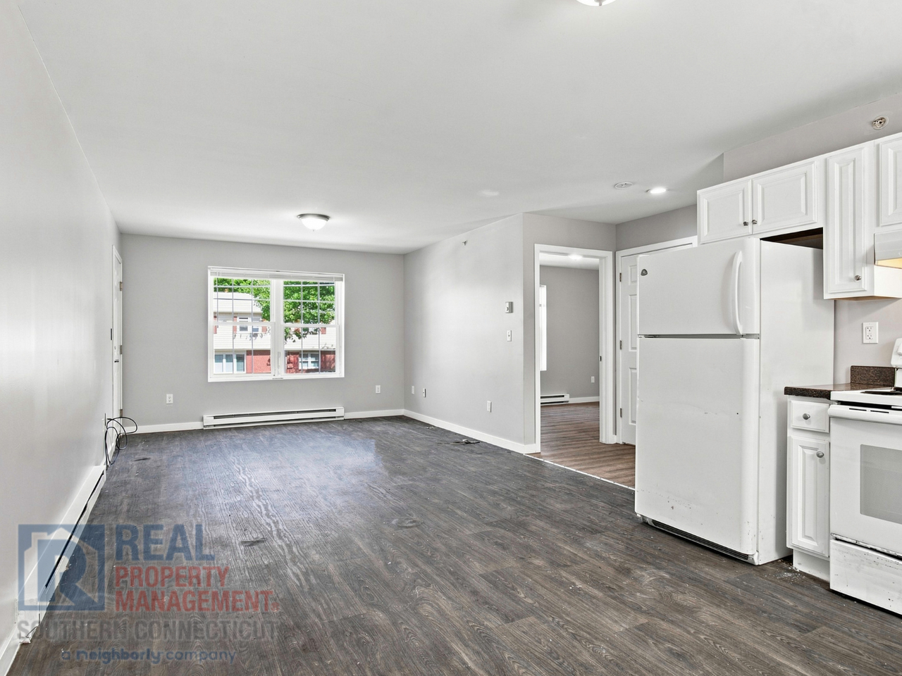 44 Huntington Rd - Photo 3 of 10