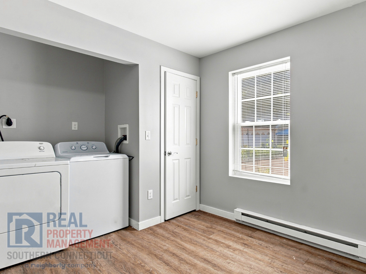 44 Huntington Rd - Photo 7 of 10