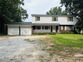 featured image of 1720 E Zion Rd