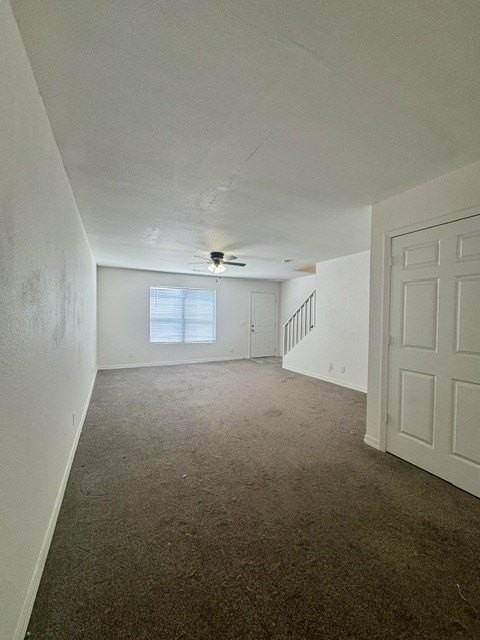 808 S Green Point Trce - Photo 3 of 15