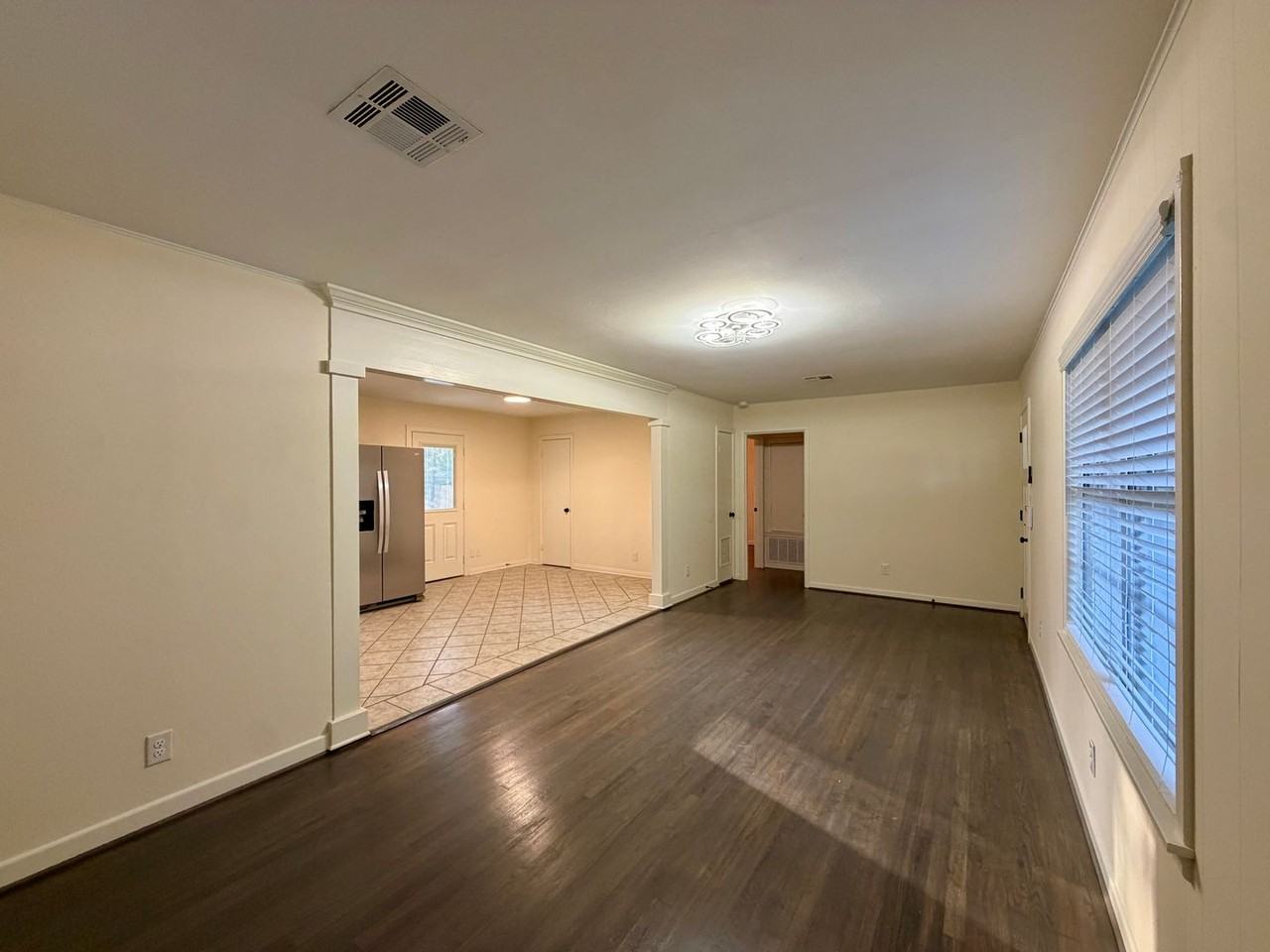 696 Bosque Ln - Photo 5 of 17