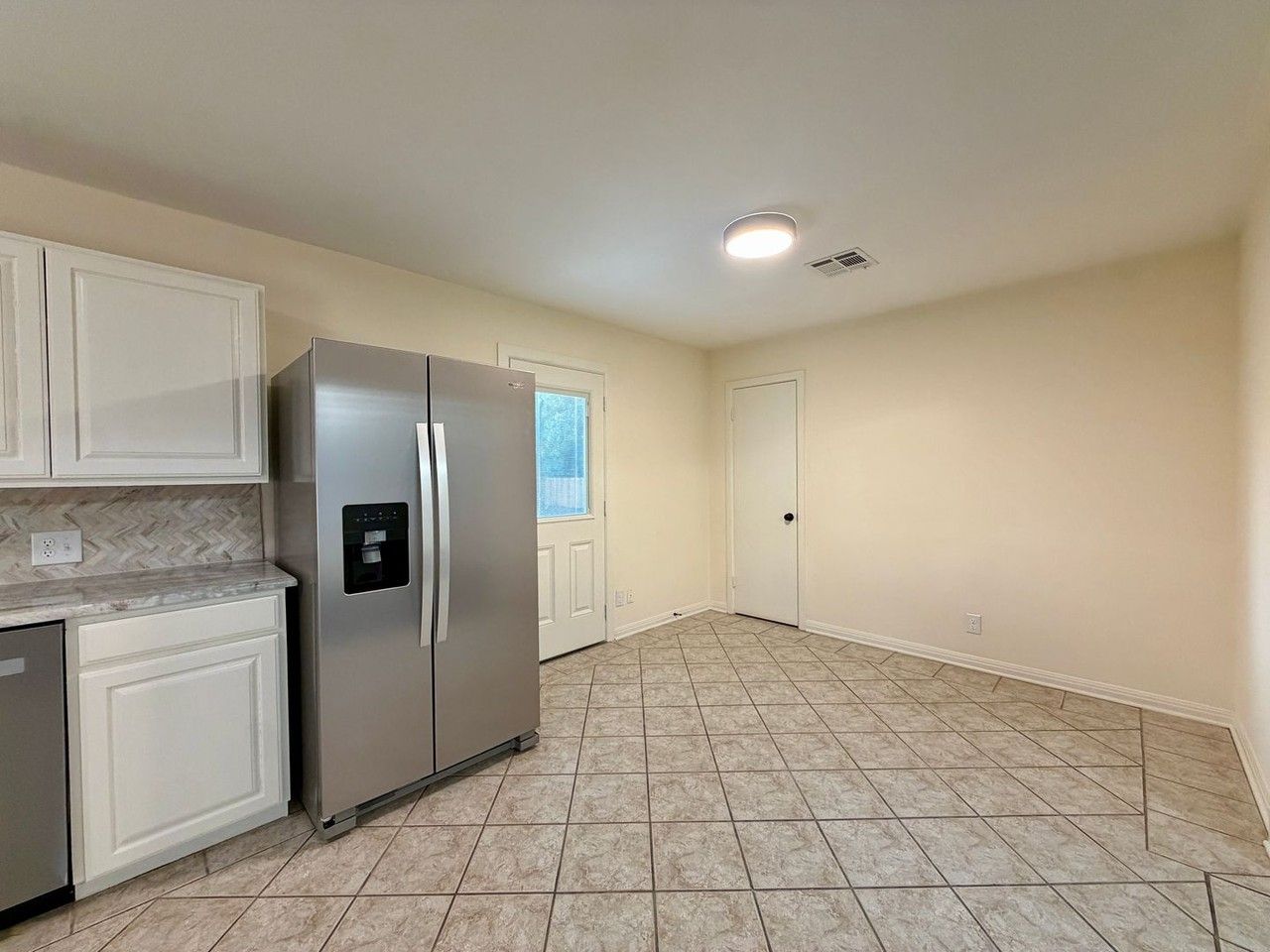 696 Bosque Ln - Photo 7 of 17