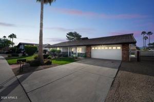 featured image of 101 W Kathleen Rd
