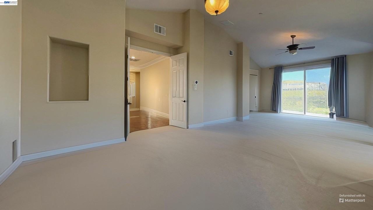 5637 Saddle Creek Ter - Photo 6 of 33