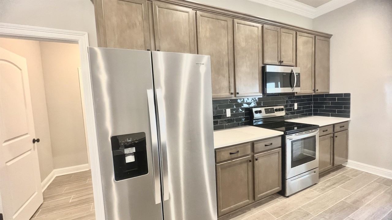 102 Jleigh Ln - Photo 6 of 16