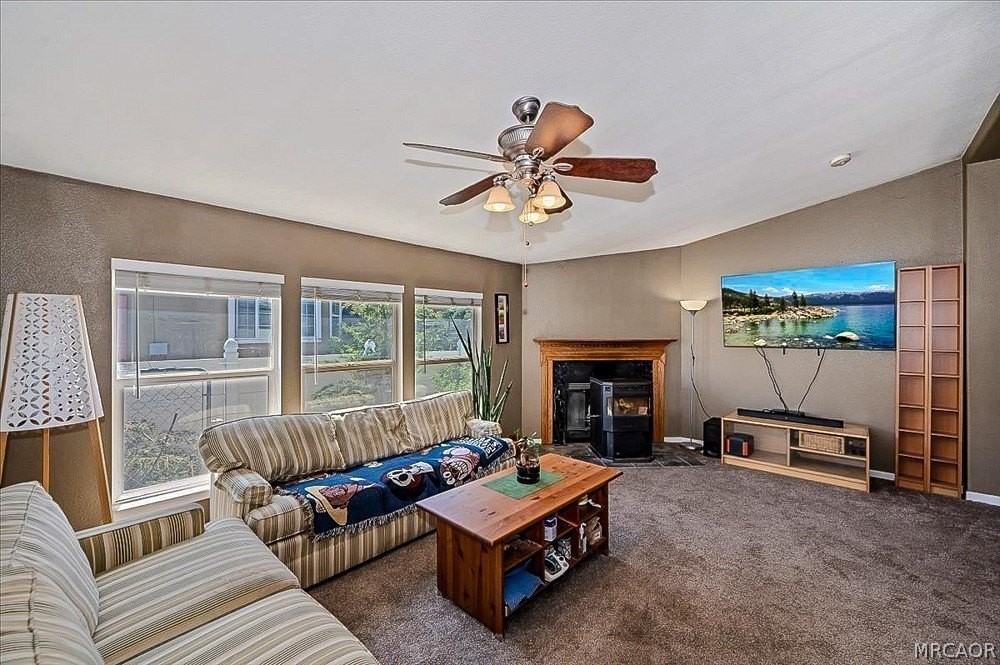 46037 South Dr - Photo 3 of 42