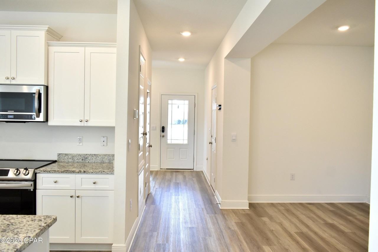 224 Butler Cv - Photo 2 of 19