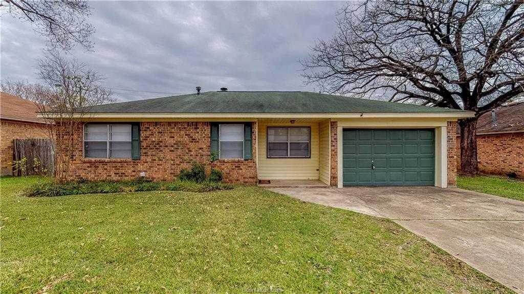 1107 Braeswood Dr - Photo 2 of 45