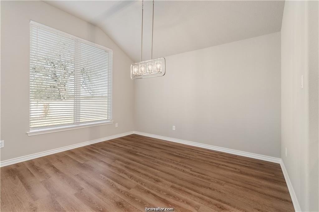 3185 Normandy Way - Photo 7 of 17