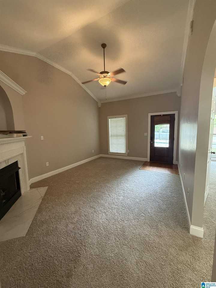 5744 Colony Ln - Photo 4 of 21