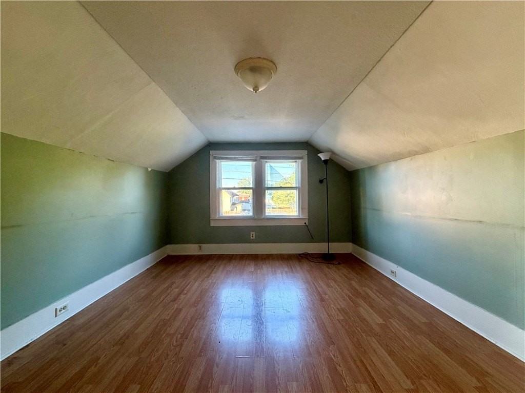 814 Southport St - Photo 5 of 8