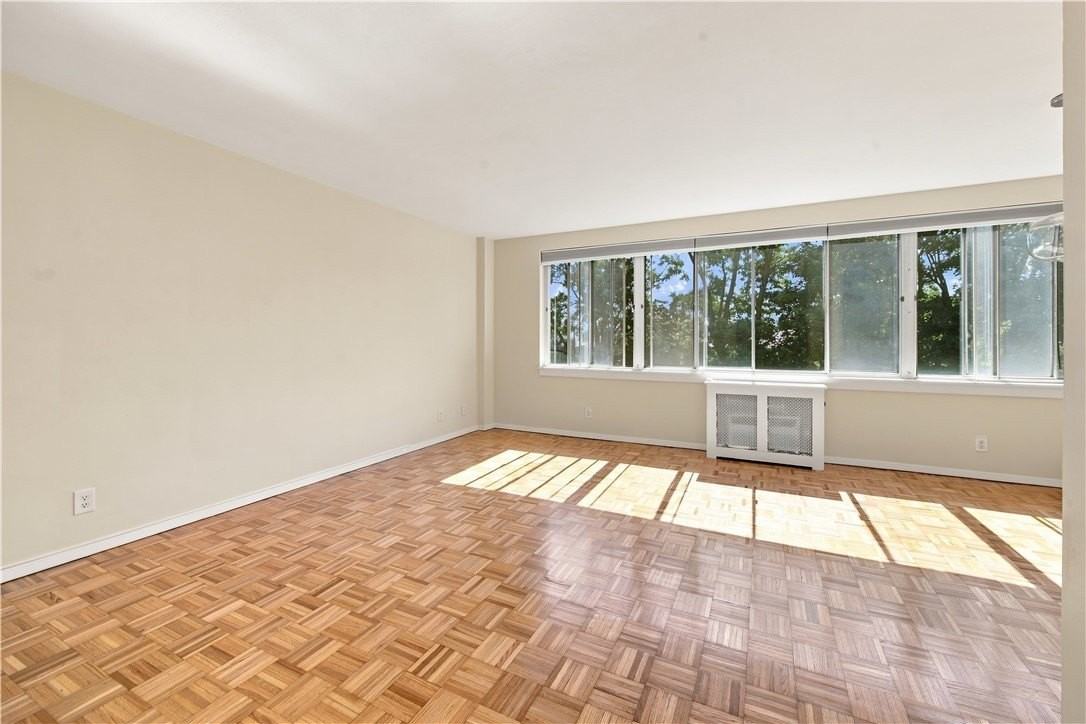 1000 East Ave - Photo 4 of 16