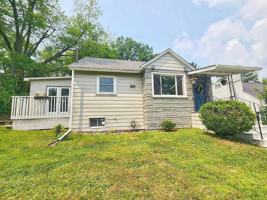 featured image of 642 Stacia Dr