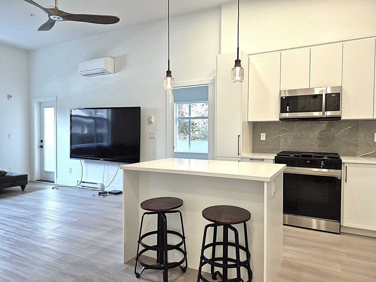 3528 146A Street #107 - Photo 5 of 20