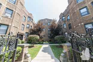 629 W Cornelia Ave #29-3S - Photo 1 of 1