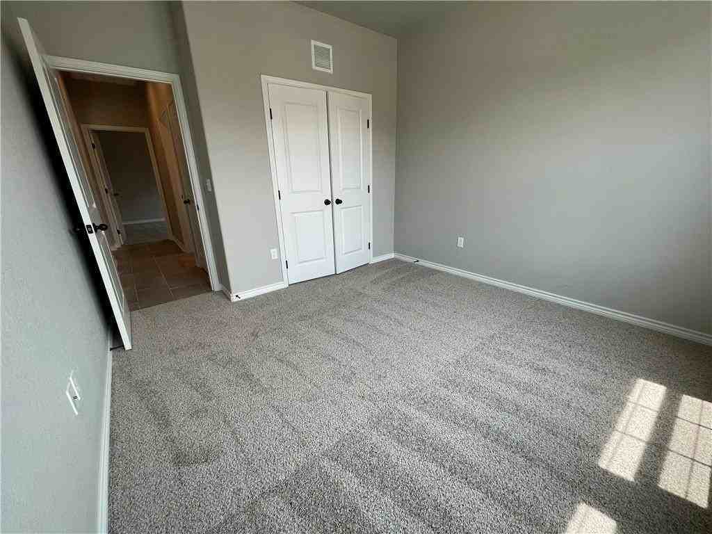 8022 Calma St - Photo 3 of 7