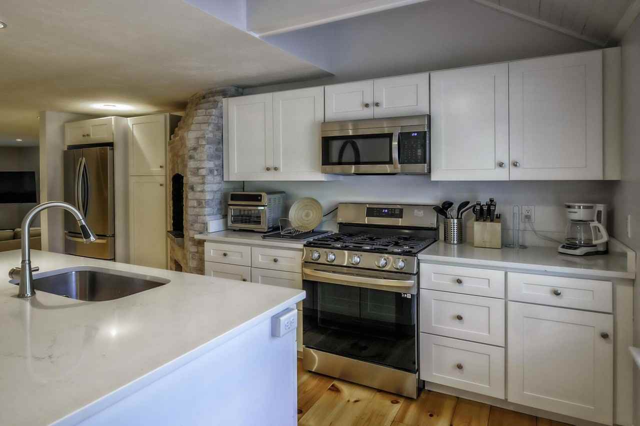 28 Seminole Dr - Photo 5 of 33