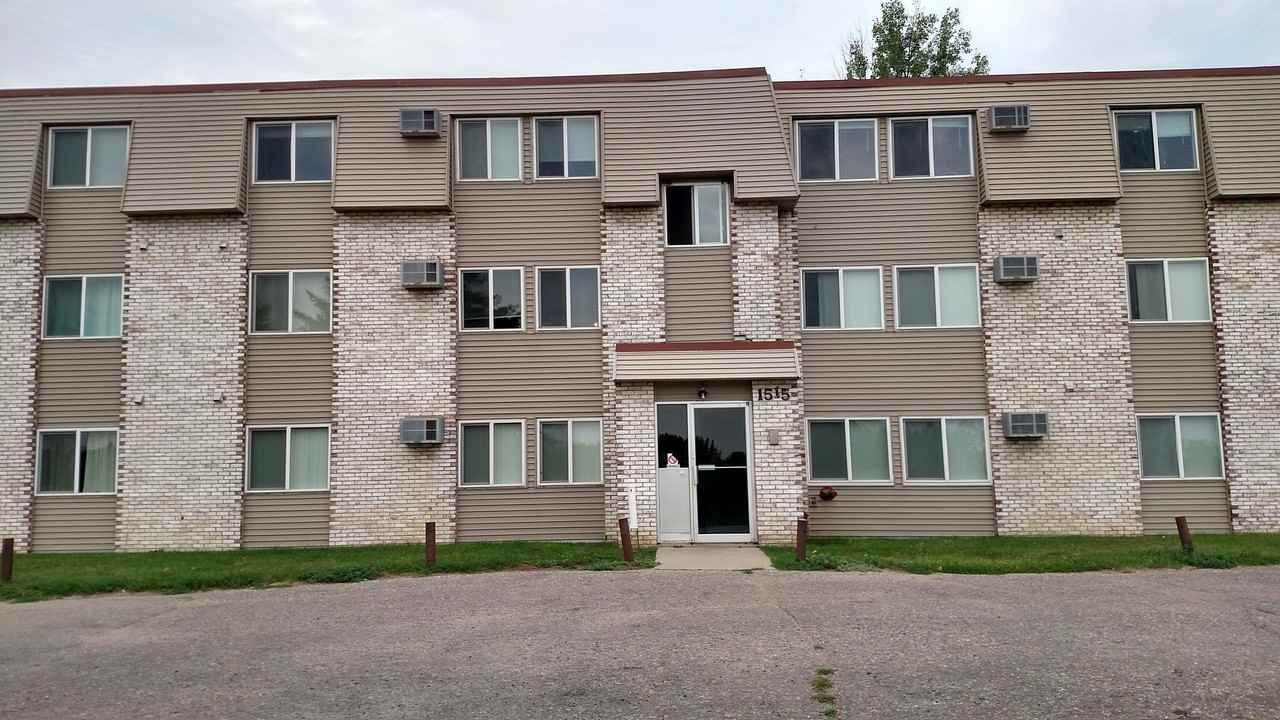 Westridge Apartments - Photo 2 of 18