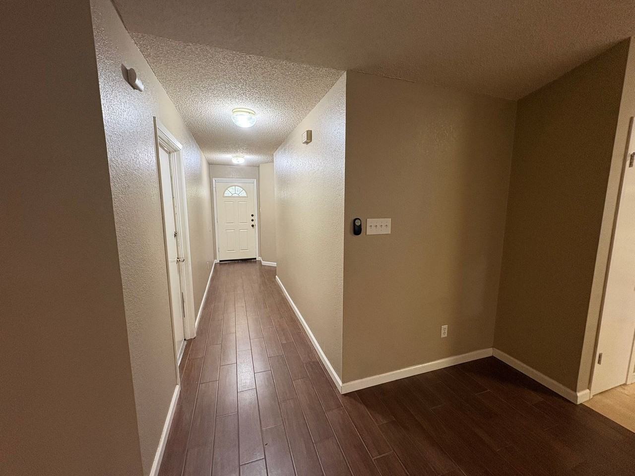 2902 Sabinal Trl - Photo 3 of 30