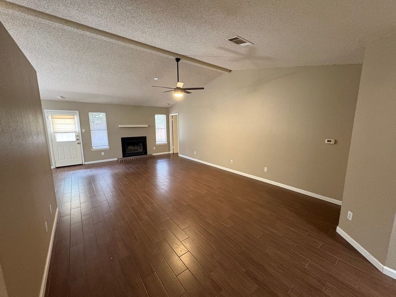 2902 Sabinal Trl - Photo 4 of 30