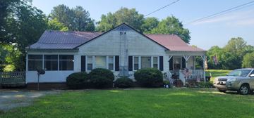 featured image of 468 Hillcrest Ave