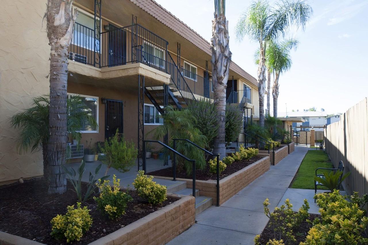 Mapleview Apartment Homes - Photo 2 of 20