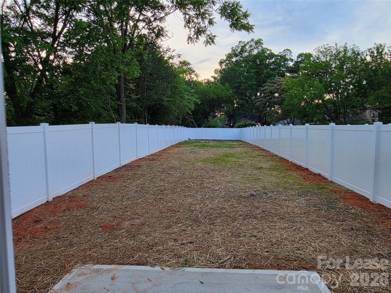 333 S Broad St - Photo 7 of 7